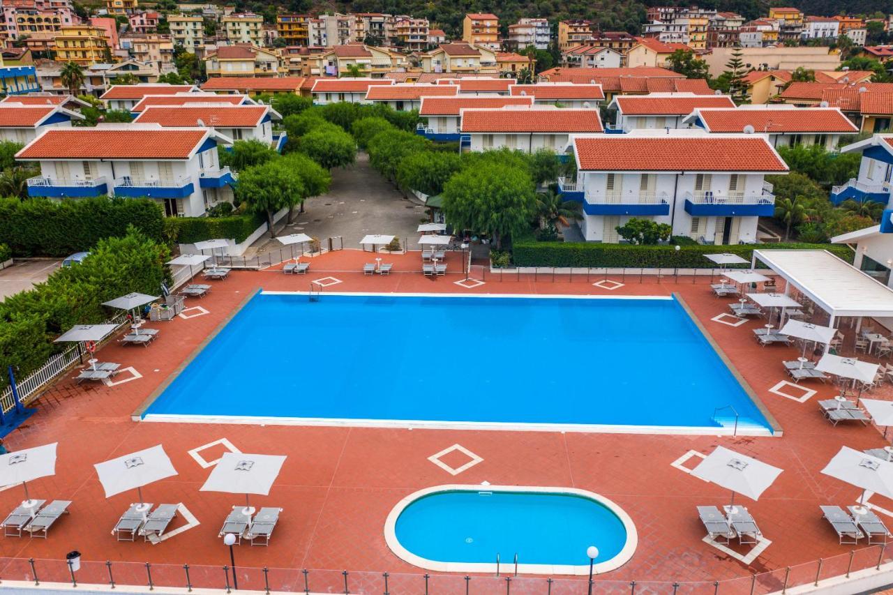 Riviera Del Sole Hotel Resort Spa Piraino Esterno foto
