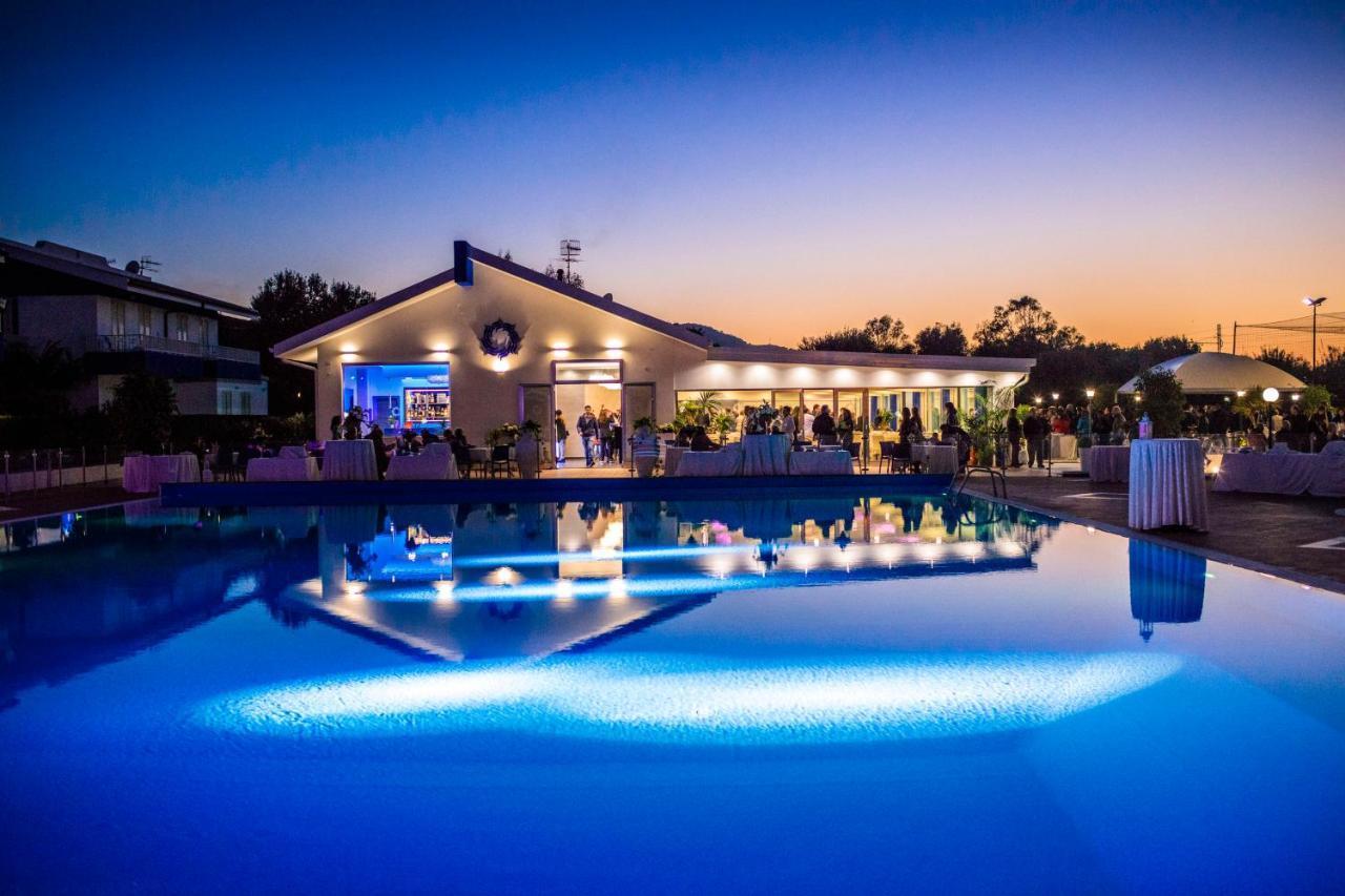 Riviera Del Sole Hotel Resort Spa Piraino Esterno foto